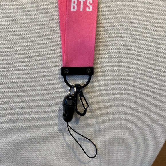 BTS Boy Band Map of the Soul Concert Tour Phone Lanyard - Picture 7 of 9